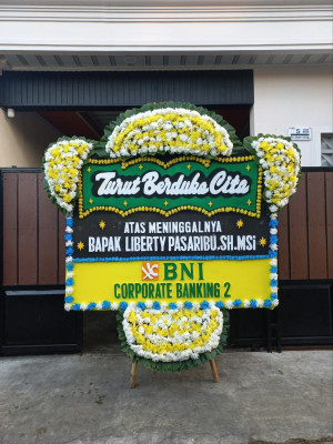 Papan Bunga Duka di Telaga Antang