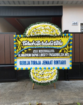 Papan Bunga Duka di Telaga Antang