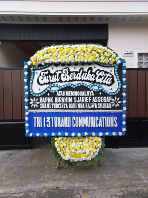 Papan Bunga Duka di Telaga Antang